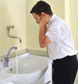 Abdest nasıl alınır? Abdest alınışı erkek, kadın, resimli, kısaca Diyanet 2021