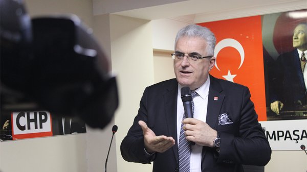 Remzi Albayrak kimdir, aslen nerelidir, kaç yaşındadır?