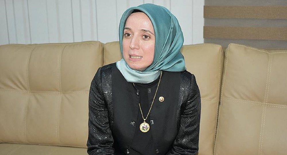 Fatma Benli Kimdir, Ne Bakanı | Nişanlısı Uğur Yalçın Kimdir