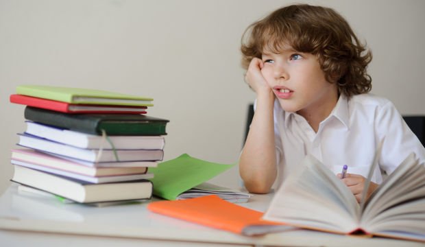 Disleksi nedir? Belirtileri nelerdir? Nasıl tedavi edilir?