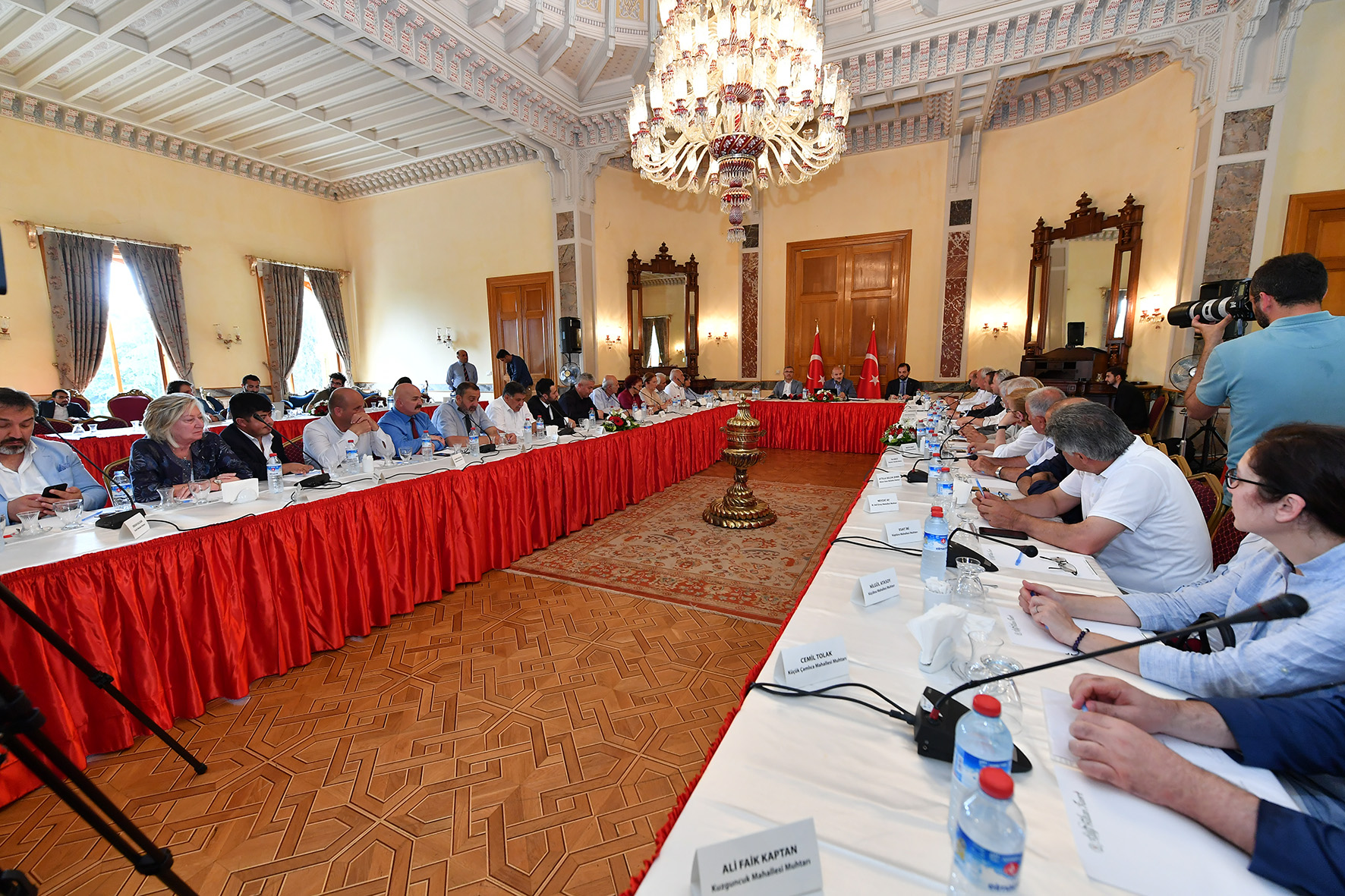 İçişleri Bakanı Süleyman Soylu Üsküdarlı muhtarla buluştu