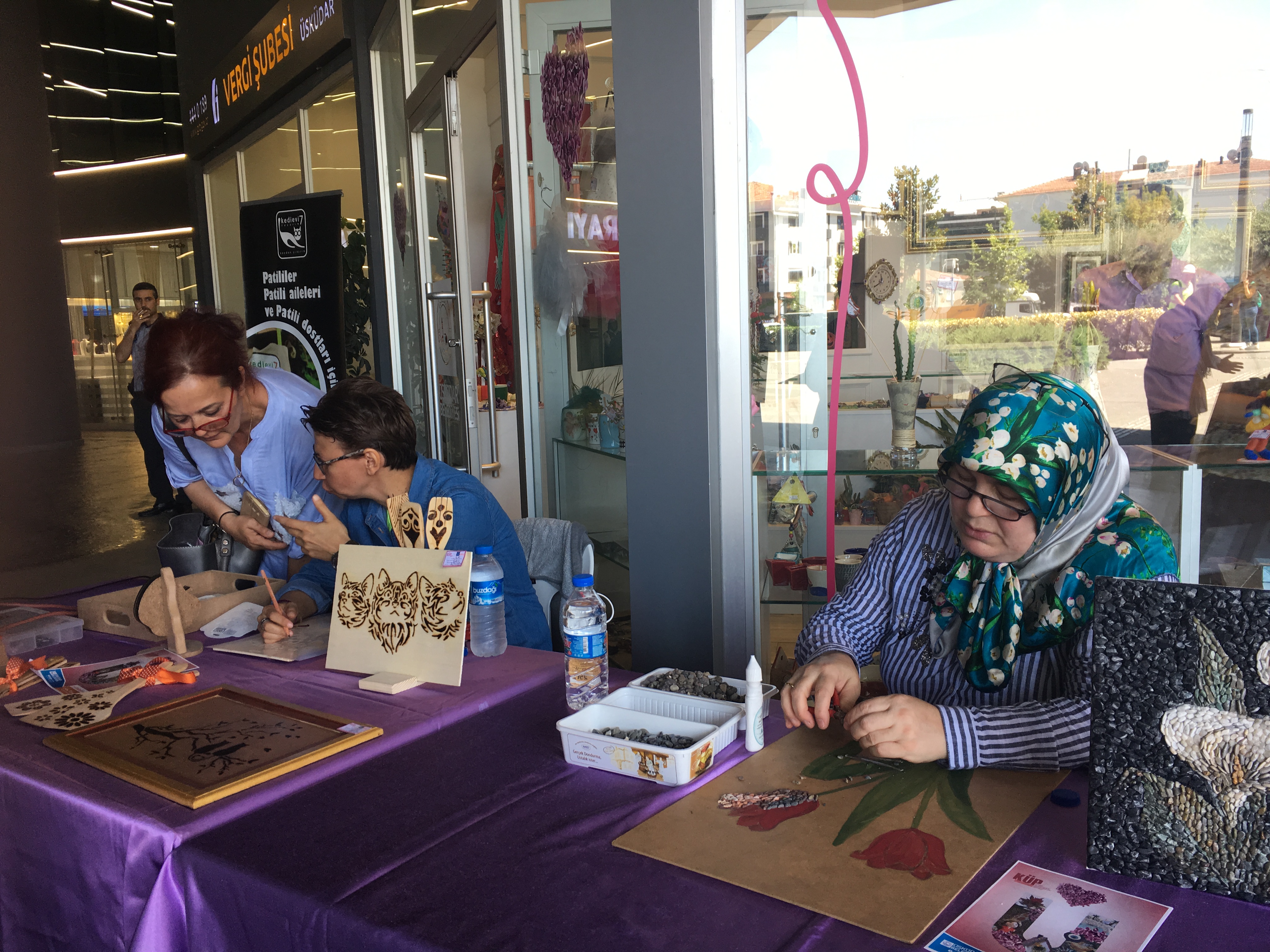 Üsküdar'da Küp Girişimcilik Projesi Yıl Sonu Sergisi düzenledi