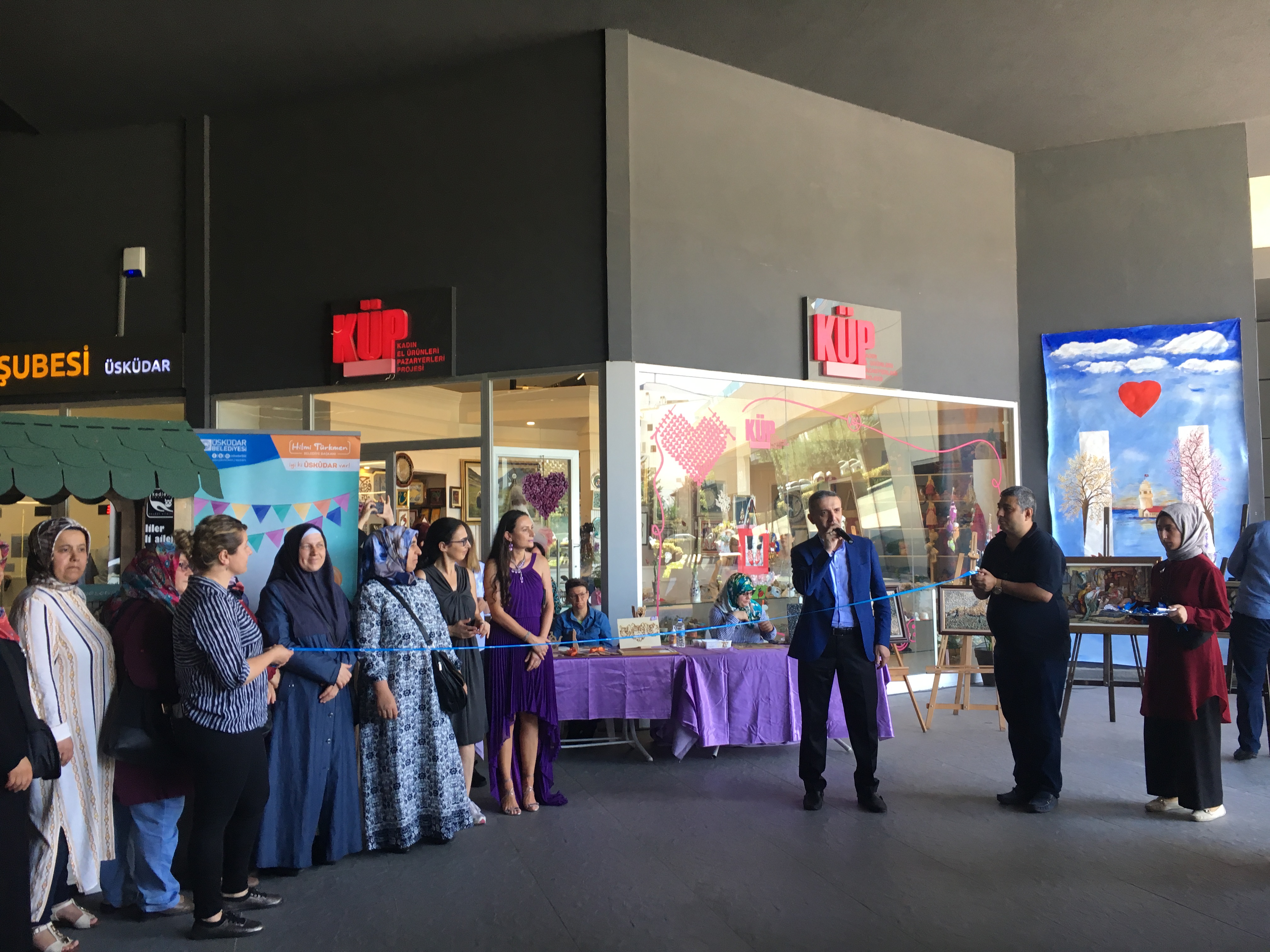 Üsküdar'da Küp Girişimcilik Projesi Yıl Sonu Sergisi düzenledi