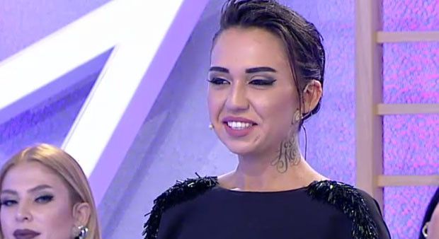 Neslihan Doğrusöz görünümünden sonra adını da değiştirdi.