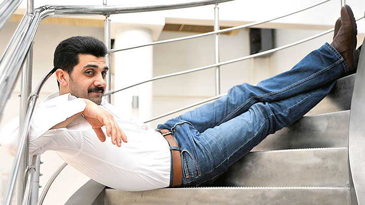 Bayhan'ın 'Annem gözümün önünde intihar etti' açıklaması | Bayhan kimdir? 