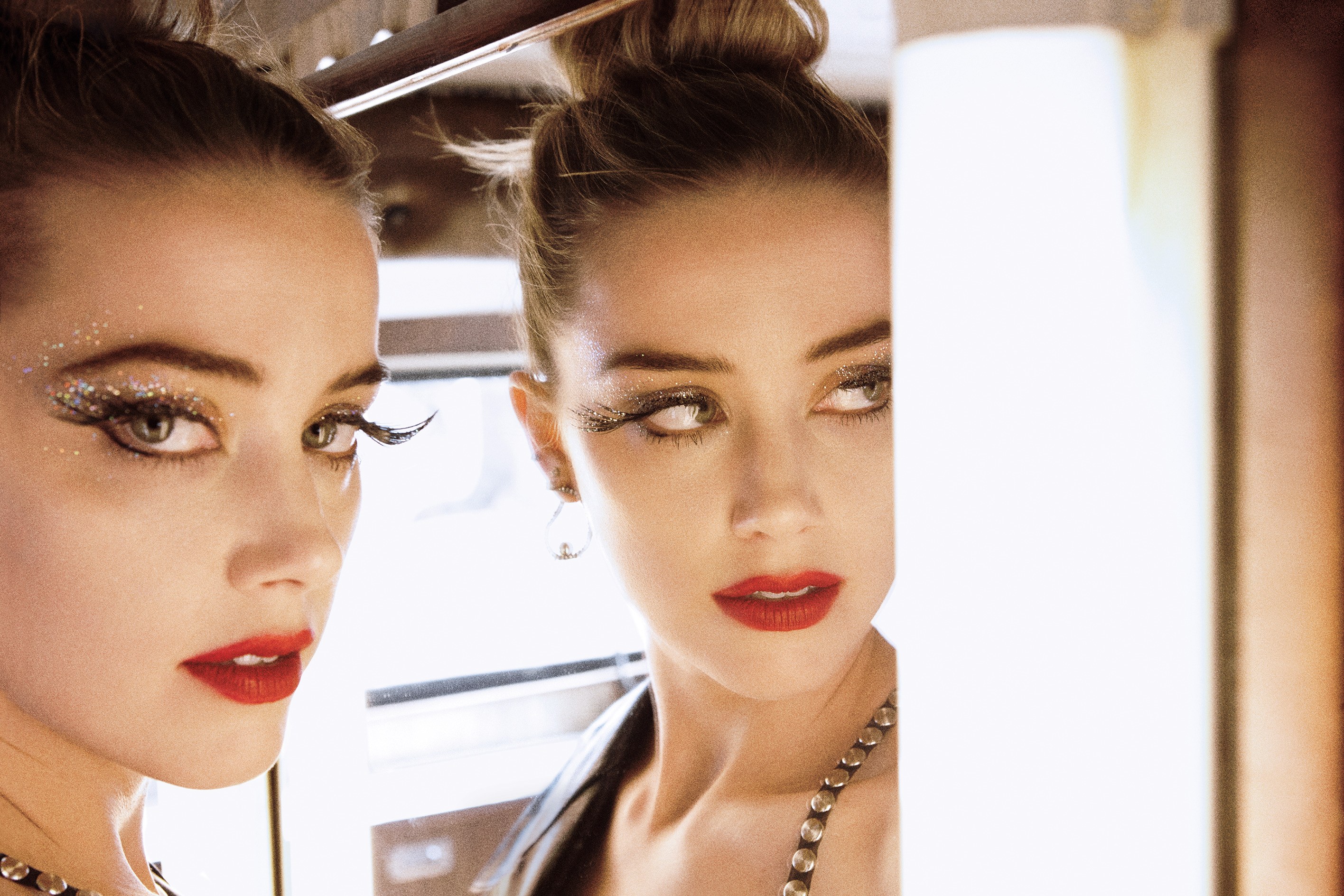 Amber Heard James Franco videosu ile gündemde | Amber Heard kimdir?