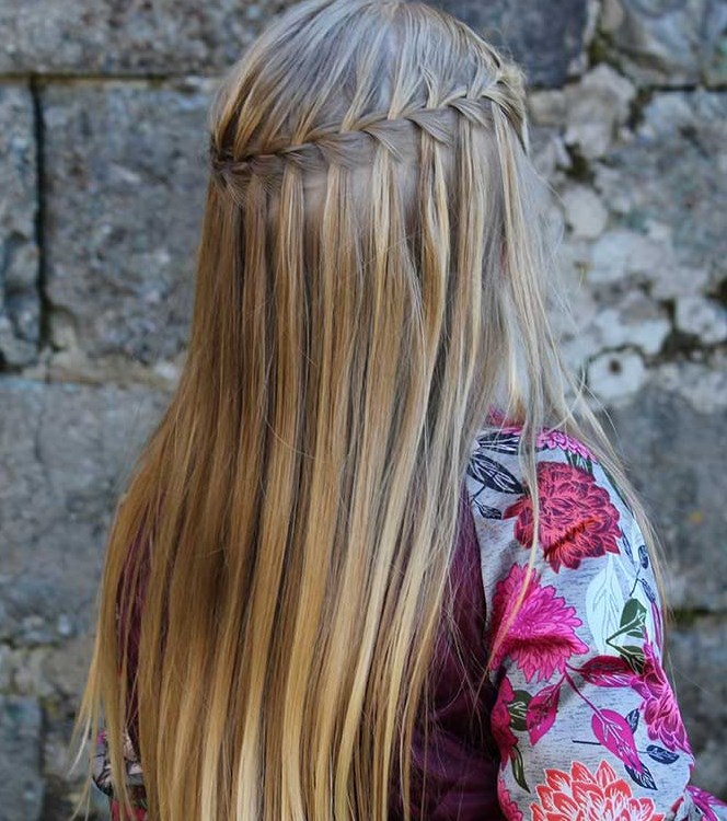 Mezuniyet saçları 2019 | En güzel mezuniyet saç modelleri |Kısa, topuz, dalgalı, sade