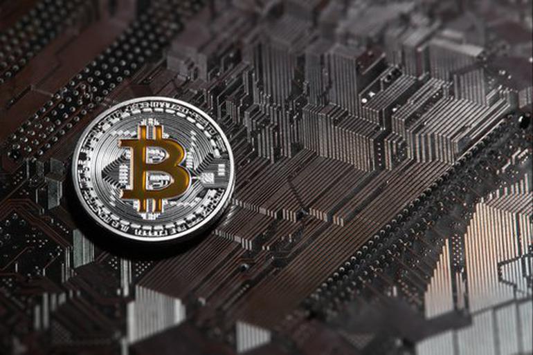 Bitcoin nedir ve nasıl alınır?