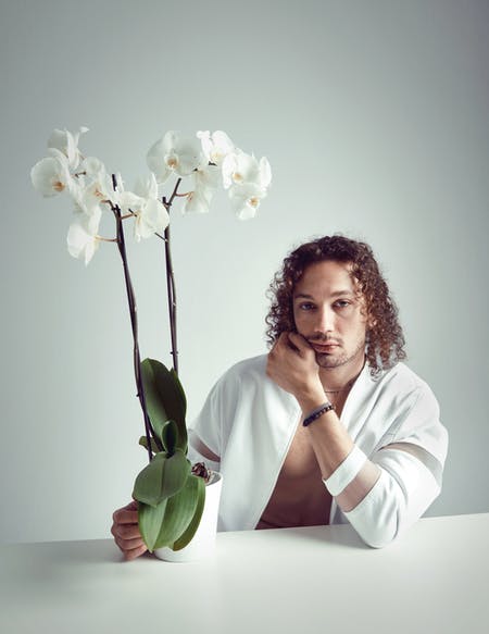 Efecan Şenolsun kimdir? Elit İşcan'ı taciz mi etti? 