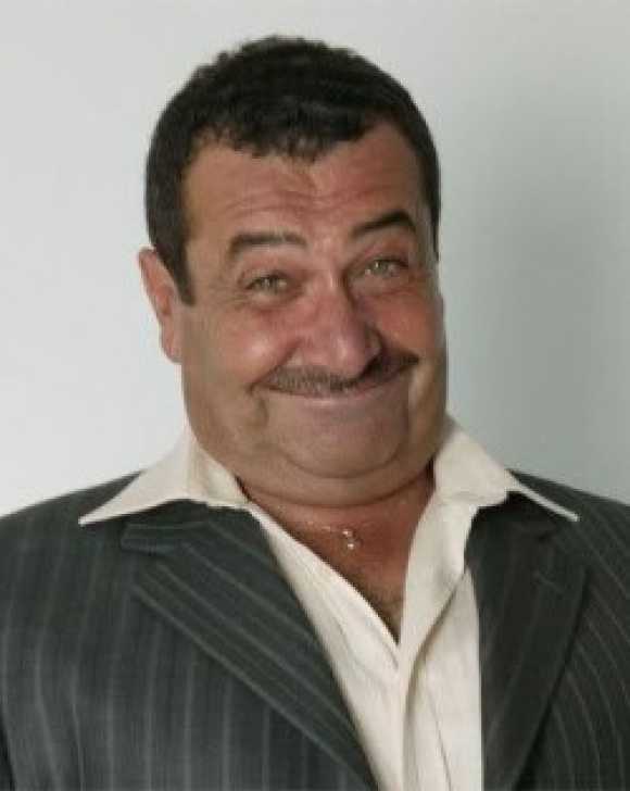 Ünlü oyuncunun Tarık Papuççuoğlu'nun evinde yangın çıktı!