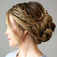 Mezuniyet saçları 2019 | En güzel mezuniyet saç modelleri |Kısa, topuz, dalgalı, sade