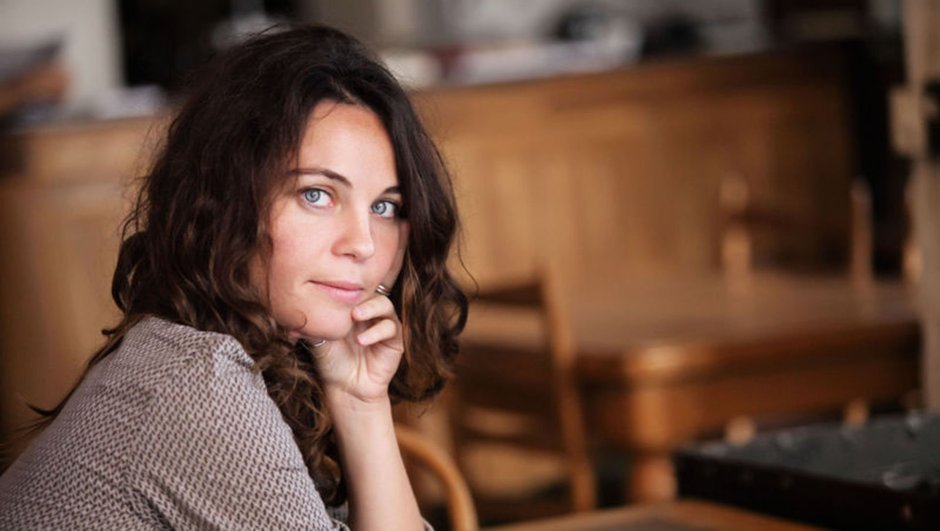 Tülin Özen kimdir? Ufak Tefek Cinayetler'in Arzu'su diziden ayrıldı mı? Neden ayrıldı?