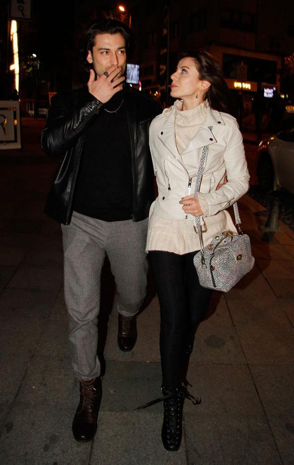 Alp Nevruz Kimdir | Başak Parlak ile Alp Nevruz Aşk Yaşıyor