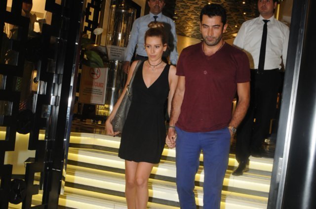 Kenan İmirzalıoğlu ve Sinem Kobal Hangi Mekana, Neden Alınmadı