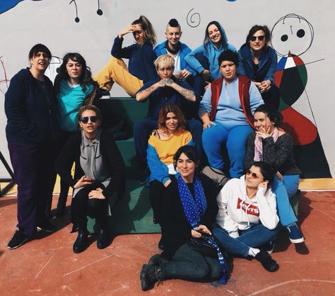 Nil Makaracı Kimdir, Kaç Yaşında ve Nerelidir | Nil Makaracı Lezbiyen mi