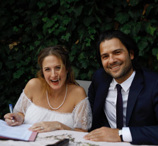 Canan Ergüder'in bikinili pozları | Kenan Ece ve Canan Ergüder'in plaj sefası