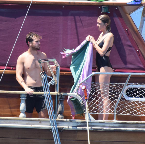 Aras Bulut İynemli ve Bige Önal Göcek'te tatilde