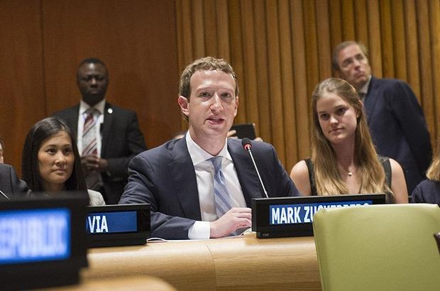 Zuckerberg' ABD Senatosunda Verdiği İfadede Zor Anlar Yaşadı