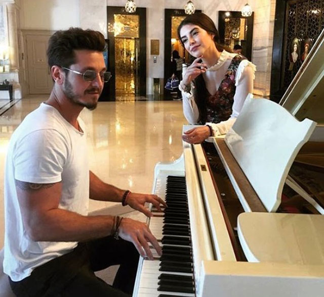 Deniz Baysal ile Barış Yurtçu nişanlandı! Deniz Baysal kimdir?