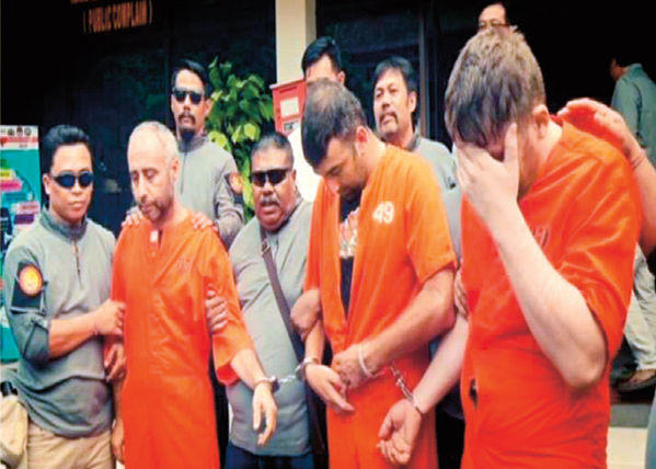 Evlere Verilen Siparişlere Dikkat ! Pos Cihazıyla Milyonları Dolandırdılar