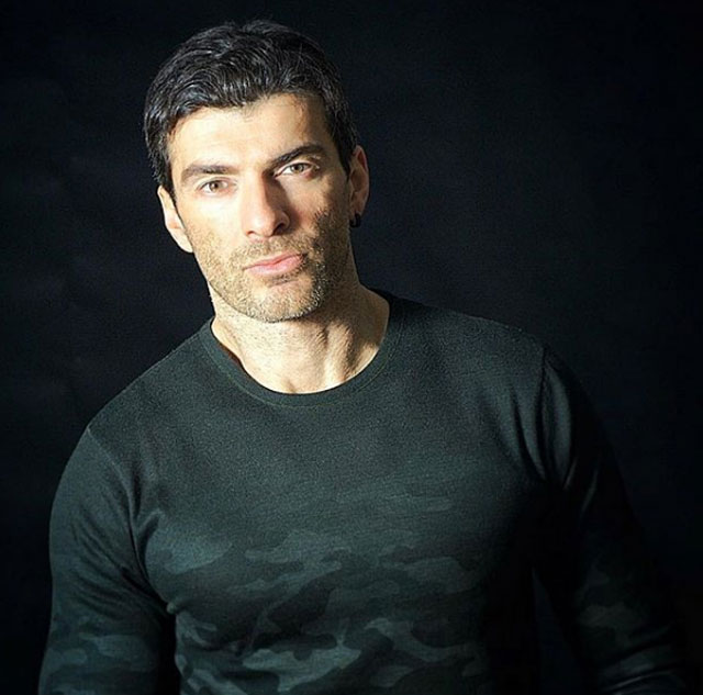 Özgür Özberk kimdir? Erkenci Kuş dizisinden neden ayrıldı? Hangi dizide oynayacak?