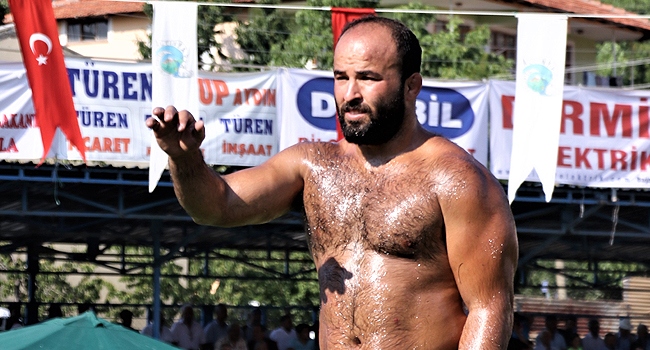 Orhan Okulu kimdir? Kaç Yaşında? Nereli? 2018 Kırkpınar Başpehlivanı kimdir?