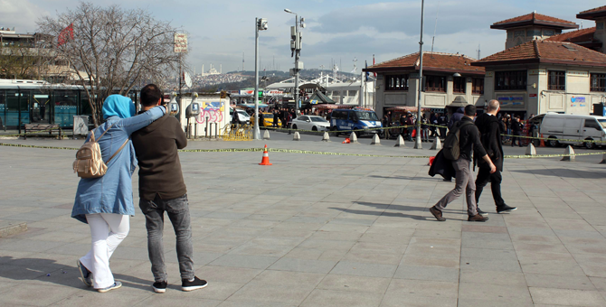 İstanbul Beşiktaş'da Bomba Alarmı! Şüpheli Paket