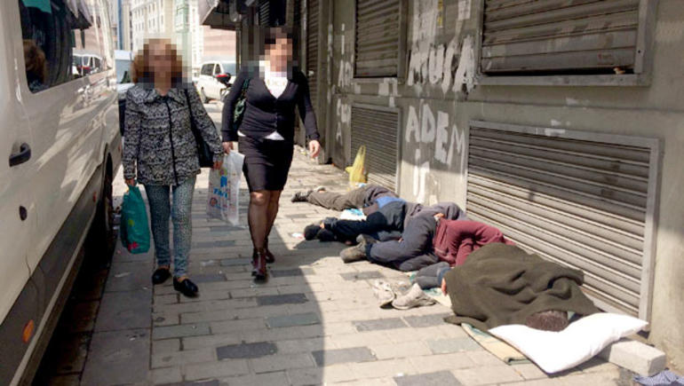 İstanbul'un göbeğinde içler acısı durum "Bunlar ceset değil"