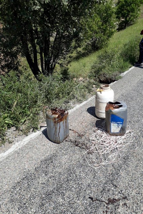 Asker menfezin içine girince... Tunceli'de 200 kilogramlık patlayıcı imha edildi