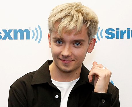 Aramızdaki Dünya filminin konusu nedir? Oyuncuları kimdir? Nerede çekildi?