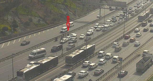 Haliç Çıkışında Kaza! Trafik Kilitlendi!