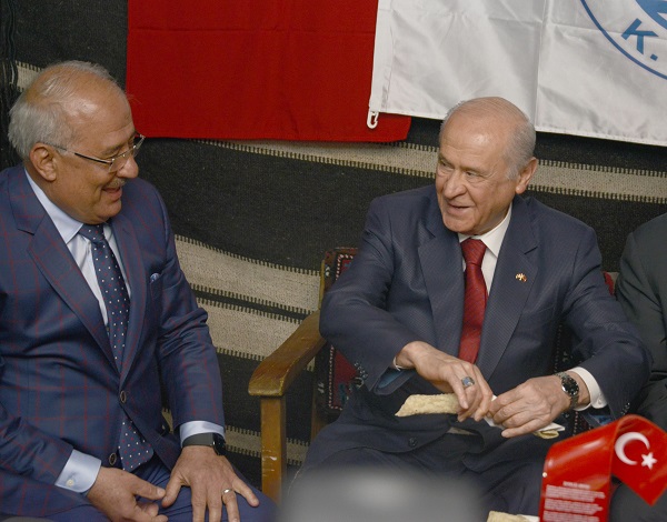 Burhanettin Kocamaz kimdir? MHP Mersin Belediye Başkanı istifa etti