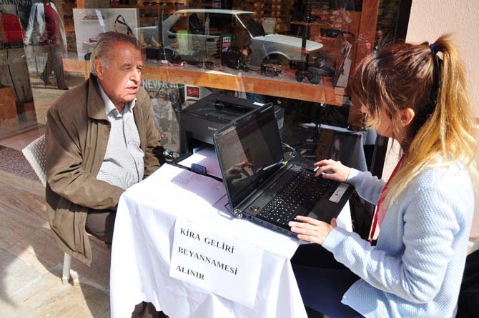 Milas’ta beyanname standı açıldı