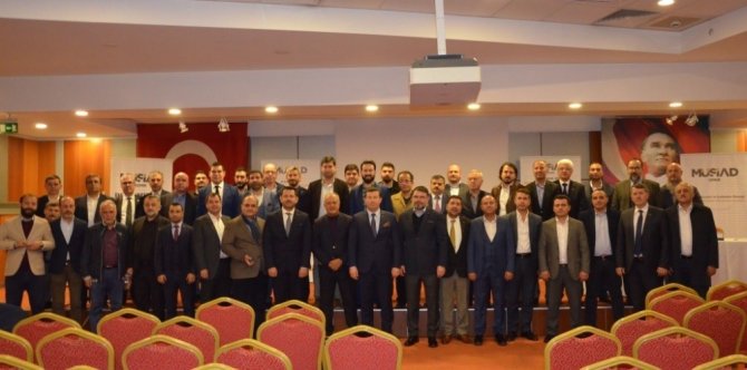 MÜSİAD İzmir’de ’Küresel Para Savaşları’ konuşuldu