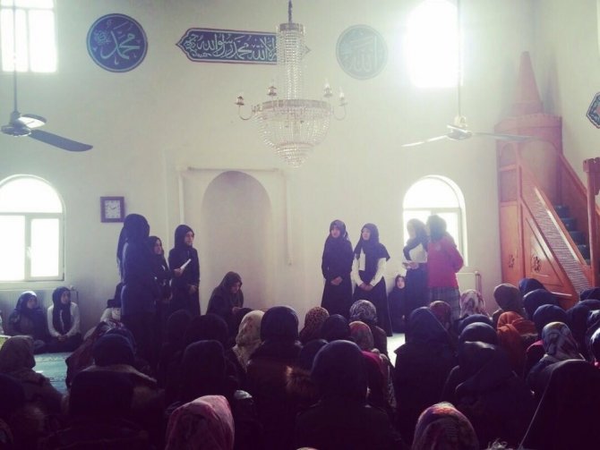 Hakkari Kız AİHL’den mevlit programı