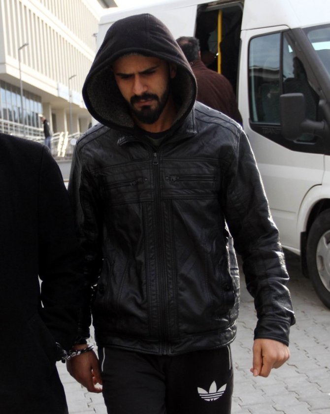 Samsun’da DEAŞ operasyonu: 3 gözaltı 2 Si Irak'lı