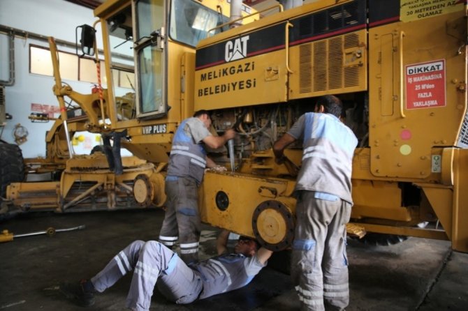 Melikgazi Belediye Başkanı Memduh Büyükkılıç: işci maaşların hep zamanında ödüyöruz