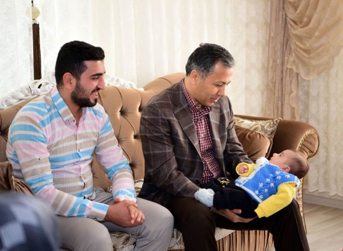 Gaziantep Valisi Ali Yerlikaya’dan şehit ailelerine ziyaret