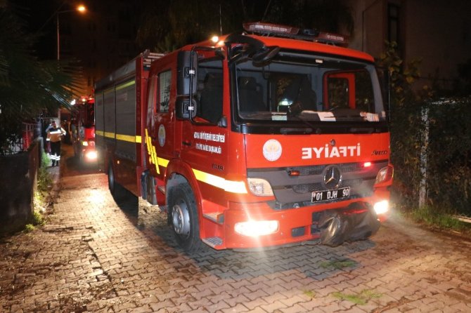 Adana'da Elektrikli battaniyeden çıkan yangın evi kül etti!