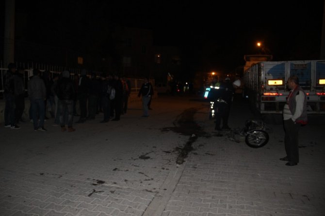 Kaza yapan sürücü Kaçmak için kalabalığı ezmeye çalıştı