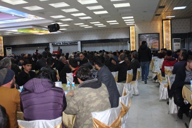 Polat ve Gürkan pazarcıların sorunlarını dinledi