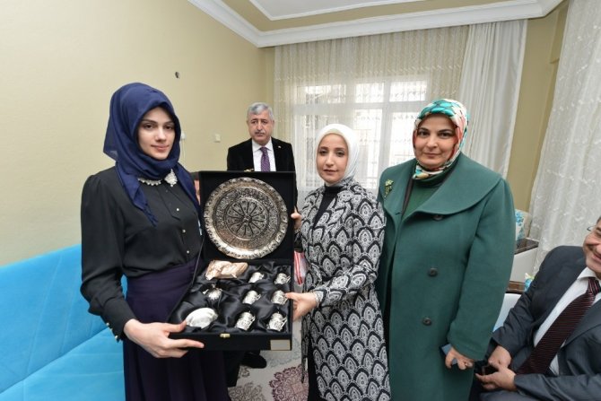 "Hayat Seninle Güzel" Projesi