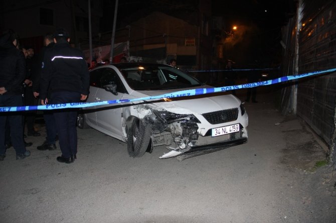Beyoğlu'nda Polisin dur ihtiharına uymayarak kaçan şüpheliye araba çarptı!