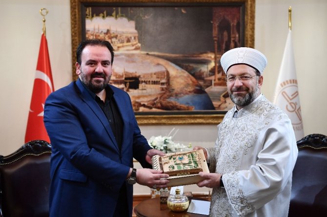 Diyanet İşleri Başkanı Erbaş" Kudüs Mirasımızdır"