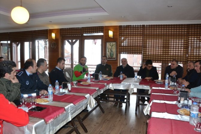 Eğlence Programlarına Zeytin Dalı İptalı