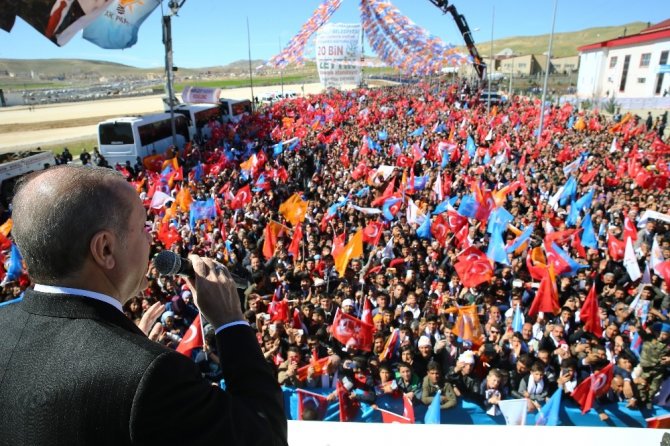 "Afrin’e girdik giriyoruz, her an bu müjdeyi verebiliriz"