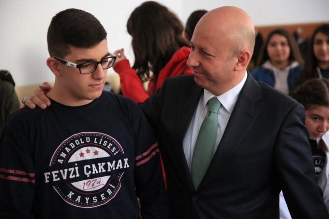 “Çocuklarımızın milli ve manevi değerlerle yetişmesi için çalışıyoruz”