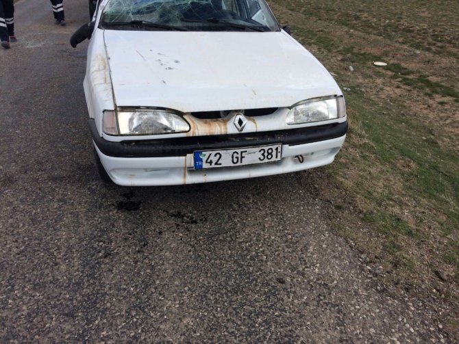 Konya’da otomobil şarampole yuvarlandı: 3'ü çocuk 4 yaralı