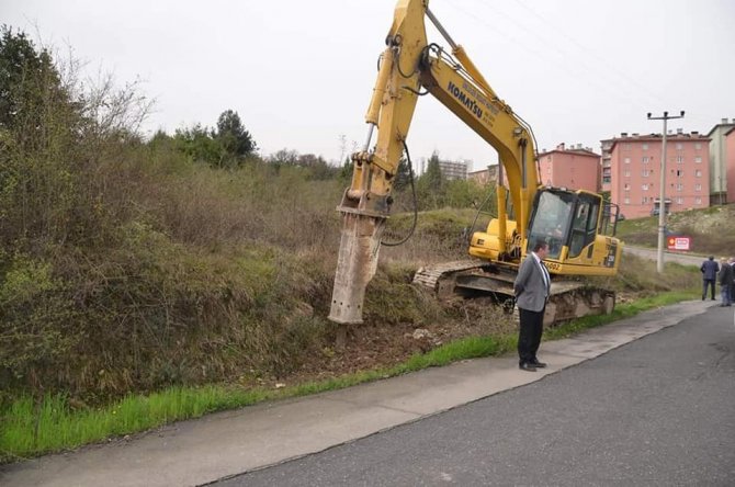 TOKİ İçin Yol Çalışmaları İlerliyor