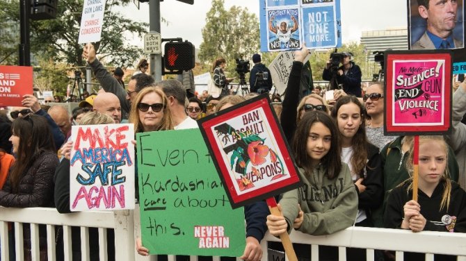 ’Yaşamlarımız İçin Yürüyüş’ Etkinliği Los Angeles’ta da Gerçekleşti
